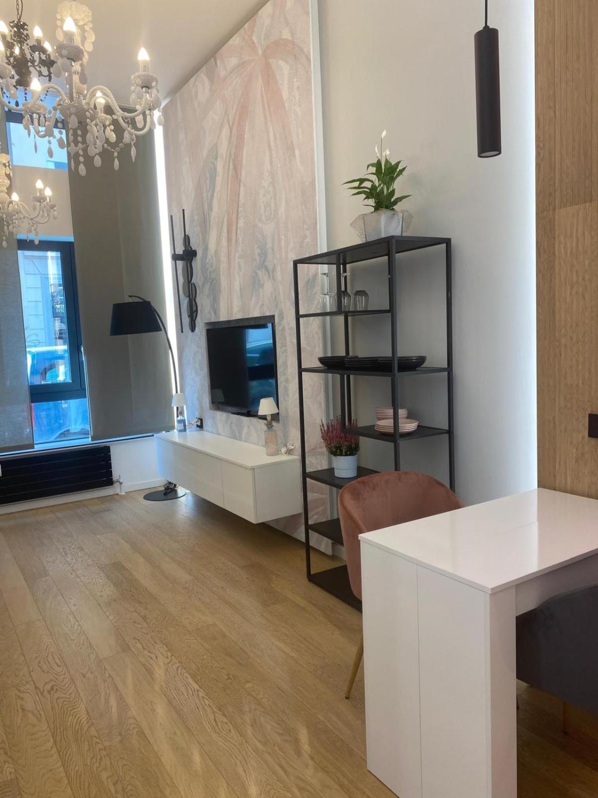 Imperia 11 Apartment *